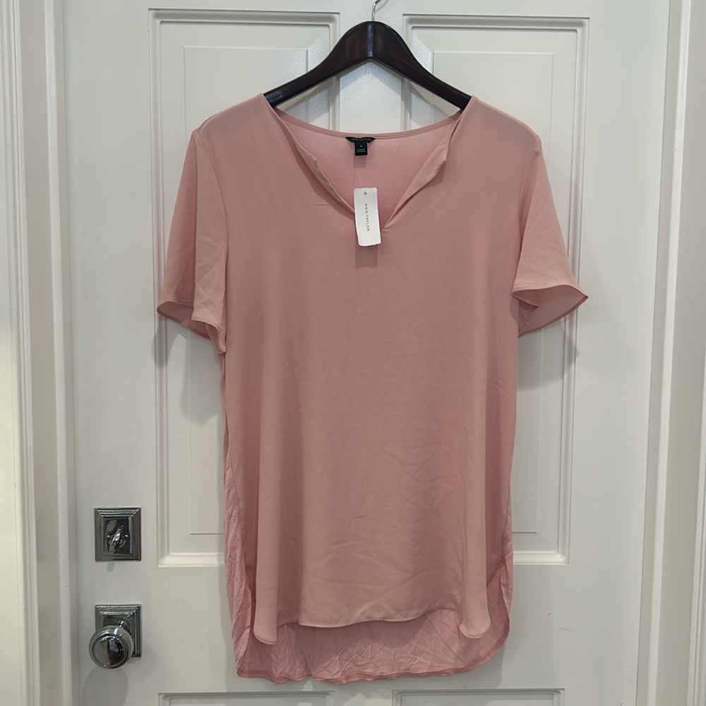 NWT Ann Taylor Chiffon blouse